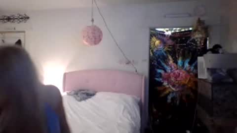 Aria online show from 4, 3, 2026