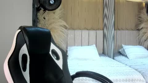 Snapshot of sweetnova_ chatting on 11, 7, 2026 Sweet Nova online show from 11, 7, 2026