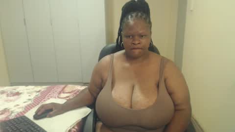 Snapshot of sweetnoziexxx chatting on 13, 1, 2025 sweetnoziexxx online show from 13, 1, 2025