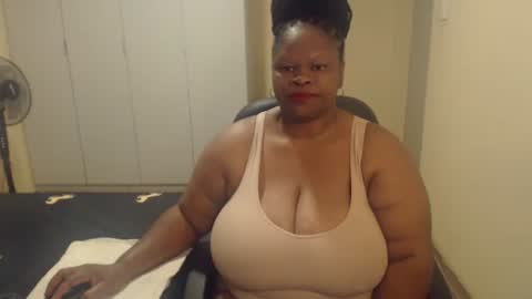 Snapshot of sweetnoziexxx chatting on 16, 2, 2025 sweetnoziexxx online show from 16, 2, 2025