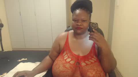 Snapshot of sweetnoziexxx chatting on 25, 2, 2025 sweetnoziexxx online show from 25, 2, 2025