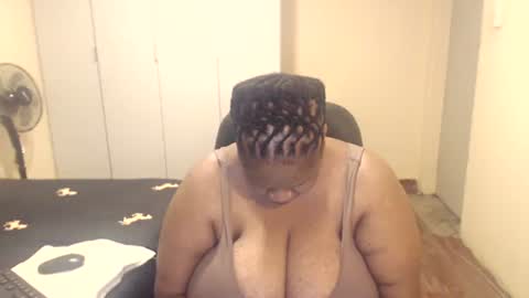 Snapshot of sweetnoziexxx chatting on 2, 3, 2025 sweetnoziexxx online show from 2, 3, 2025