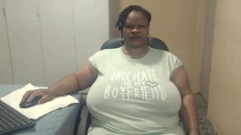 Snapshot of sweetnoziexxx chatting on 21, 9, 2025 sweetnoziexxx online show from 21, 9, 2025