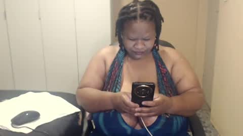 Snapshot of sweetnoziexxx chatting on 20, 10, 2025 sweetnoziexxx online show from 20, 10, 2025
