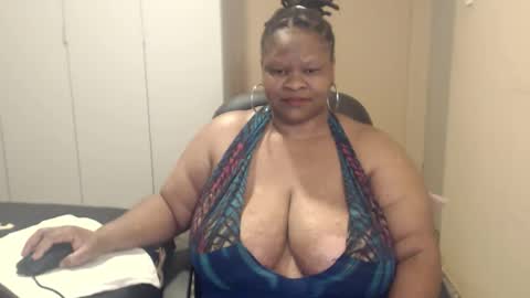 Snapshot of sweetnoziexxx chatting on 29, 10, 2025 sweetnoziexxx online show from 29, 10, 2025