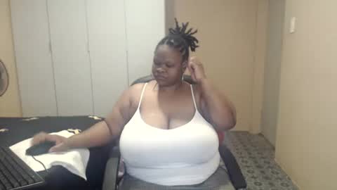 Snapshot of sweetnoziexxx chatting on 4, 11, 2025 sweetnoziexxx online show from 4, 11, 2025