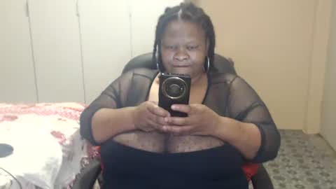 Snapshot of sweetnoziexxx chatting on 15, 11, 2025 sweetnoziexxx online show from 15, 11, 2025