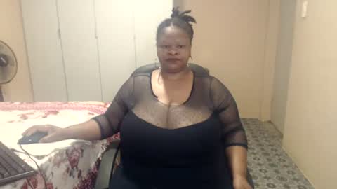 Snapshot of sweetnoziexxx chatting on 16, 11, 2025 sweetnoziexxx online show from 16, 11, 2025