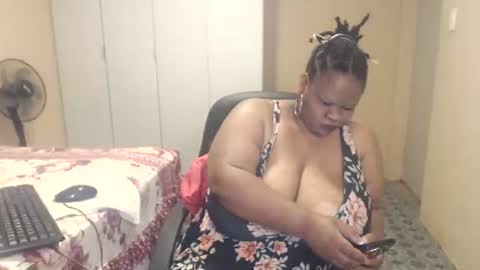 Snapshot of sweetnoziexxx chatting on 25, 11, 2025 sweetnoziexxx online show from 25, 11, 2025