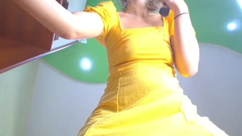 Veronica and Alex online show from 22, 9, 2025