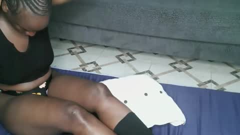 sweetpasion2 online show from 12, 3, 2026