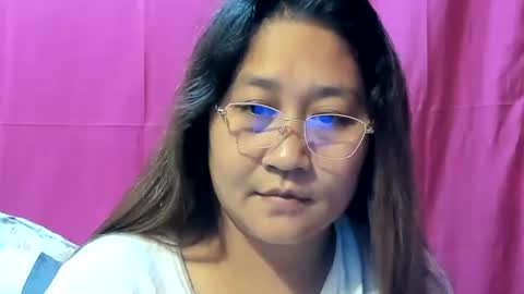 Snapshot of sweetpilipina88 chatting on 20, 12, 2024 MIA online show from 20, 12, 2024