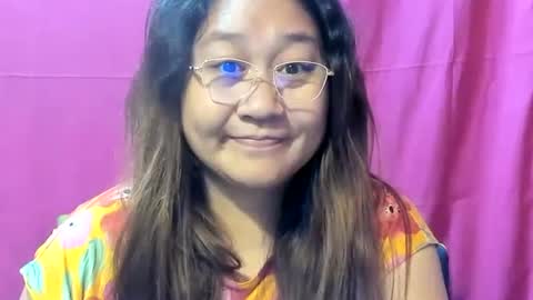 Snapshot of sweetpilipina88 chatting on 25, 12, 2024 MIA online show from 25, 12, 2024