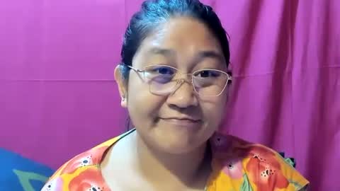 Snapshot of sweetpilipina88 chatting on 2, 1, 2025 MIA online show from 2, 1, 2025