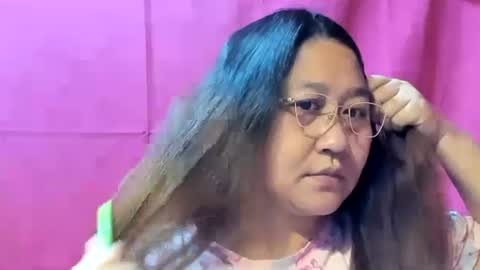 Snapshot of sweetpilipina88 chatting on 6, 1, 2025 MIA online show from 6, 1, 2025