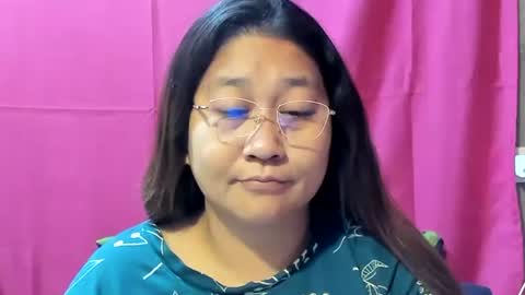 Snapshot of sweetpilipina88 chatting on 13, 1, 2025 MIA online show from 13, 1, 2025