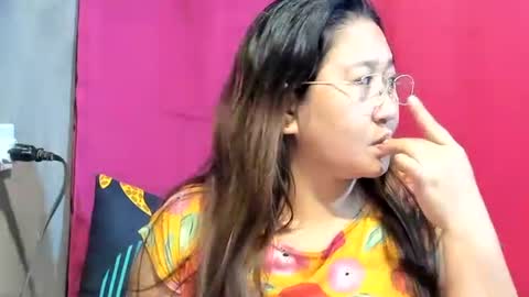 Snapshot of sweetpilipina88 chatting on 23, 1, 2025 MIA online show from 23, 1, 2025