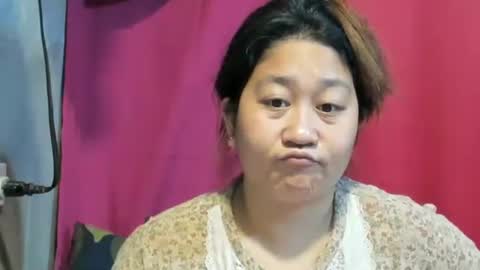 Snapshot of sweetpilipina88 chatting on 3, 2, 2025 MIA online show from 3, 2, 2025