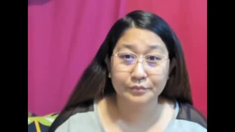 Snapshot of sweetpilipina88 chatting on 19, 2, 2025 MIA online show from 19, 2, 2025