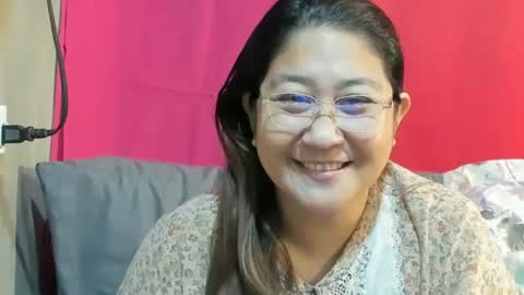 Snapshot of sweetpilipina88 chatting on 28, 2, 2025 MIA online show from 28, 2, 2025