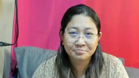 Snapshot of sweetpilipina88 chatting on 28, 2, 2025 MIA online show from 28, 2, 2025