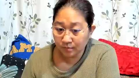 Snapshot of sweetpilipina88 chatting on 22, 9, 2025 MIA online show from 22, 9, 2025