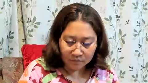 Snapshot of sweetpilipina88 chatting on 24, 9, 2025 MIA online show from 24, 9, 2025