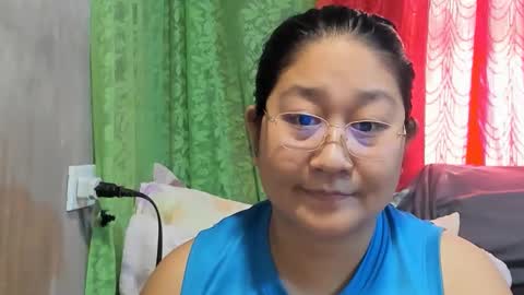 Snapshot of sweetpilipina88 chatting on 30, 5, 2026 MIA online show from 30, 5, 2026