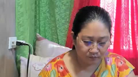 Snapshot of sweetpilipina88 chatting on 9, 6, 2026 MIA online show from 9, 6, 2026