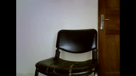 Snapshot of sweetrenne chatting on 13, 2, 2025 sweetrenne online show from 13, 2, 2025