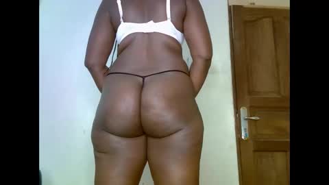 Snapshot of sweetrenne chatting on 1, 3, 2025 sweetrenne online show from 1, 3, 2025