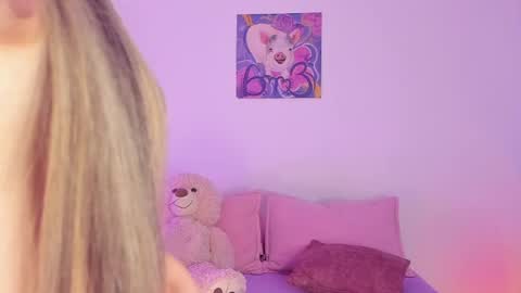 Sofia sweet online show from 22, 3, 2026