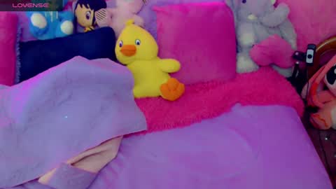 Snapshot of sweett_martina chatting on 5, 3, 2025 martina online show from 5, 3, 2025