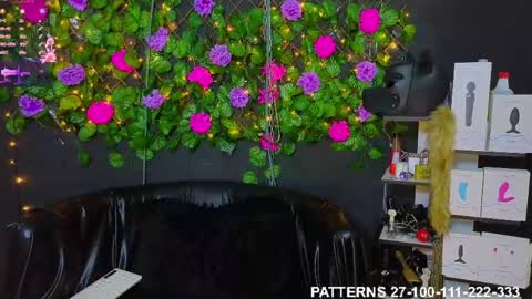 Molly -  INDEPENDENT MODEL online show from 15, 4, 2026