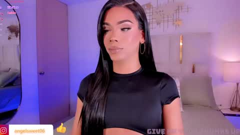 Snapshot of sweett_shinexx chatting on 12, 5, 2026 angel online show from 12, 5, 2026