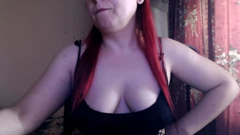 Snapshot of sweettanne chatting on 11, 7, 2026 SweettAnne online show from 11, 7, 2026