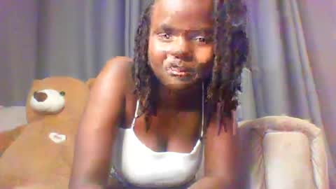 Snapshot of sweettreat77 chatting on 9, 6, 2026 sweettreat77 online show from 9, 6, 2026