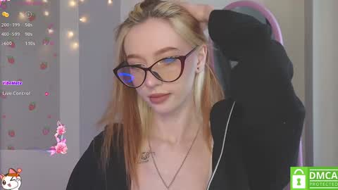 Elis  a little vacation Ill be here Saturday my schedules in bio online show from 26, 1, 2025