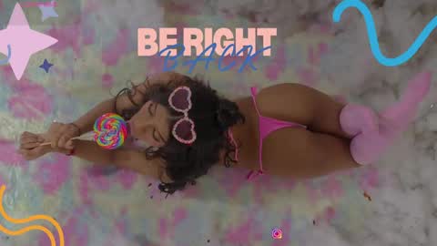 sweetviolet___ online show from 16, 4, 2026