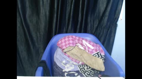 Snapshot of sweetxdesire chatting on 25, 5, 2026 sweetxdesire online show from 25, 5, 2026