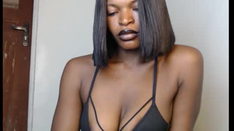 sweetxxboobsx online show from 2, 2, 2026