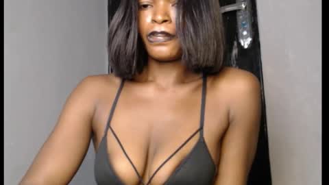 sweetxxboobsx online show from 16, 2, 2026