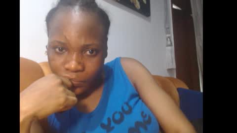 Snapshot of sweetxxpie chatting on 20, 9, 2025 Sweetxxpie online show from 20, 9, 2025