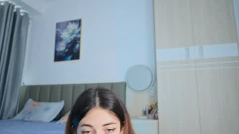 Snapshot of sweety_vikky chatting on 9, 5, 2026 Vikky online show from 9, 5, 2026