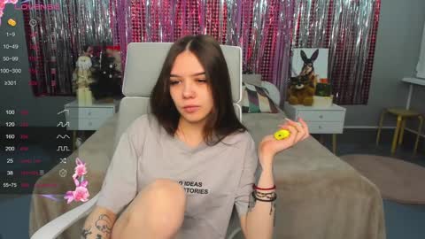 Snapshot of sweetydeviliya chatting on 18, 1, 2025 sweetydeviliya online show from 18, 1, 2025