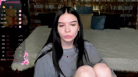 Snapshot of sweetydeviliya chatting on 6, 2, 2025 sweetydeviliya online show from 6, 2, 2025