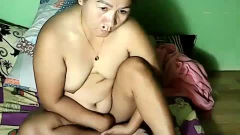 Snapshot of sweetyummygirl chatting on 1, 2, 2025 Sweetyummygirl online show from 1, 2, 2025