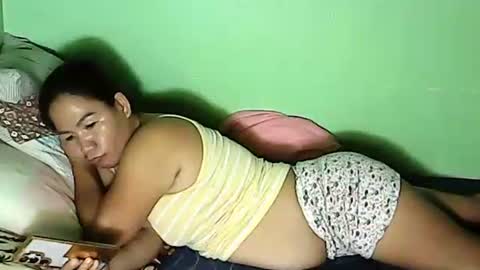 Snapshot of sweetyummygirl chatting on 17, 2, 2025 Sweetyummygirl online show from 17, 2, 2025
