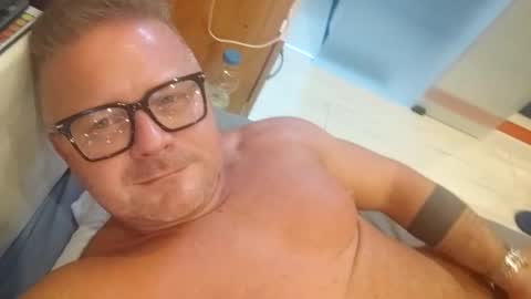 Snapshot of swingrstarr chatting on 28, 1, 2025 Swingrstarr online show from 28, 1, 2025