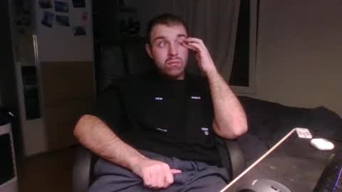 Snapshot of swislut chatting on 27, 5, 2026 swislut online show from 27, 5, 2026